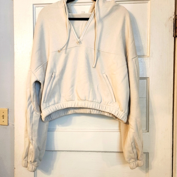 Alo Yoga Stadium Half Zip Hoodie in Ivory / Cream Cropped Size Large GUC - Picture 1 of 13